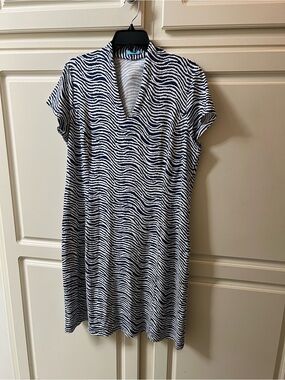J. McLaughlin Navy and White V-Neck Dress